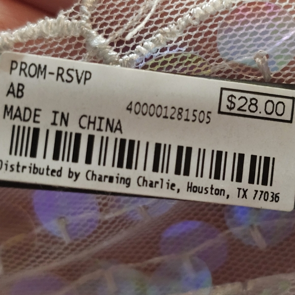 Charming charlie sequin scarf white multi colored sequins with fringe NWT ✨️✨️✨️ - Picture 7 of 8